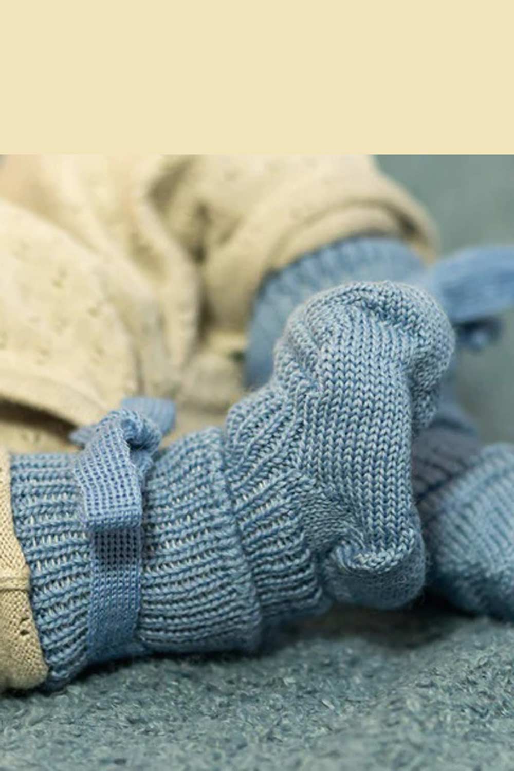 Wollen sokjes voor pasgeborene lichtblauw