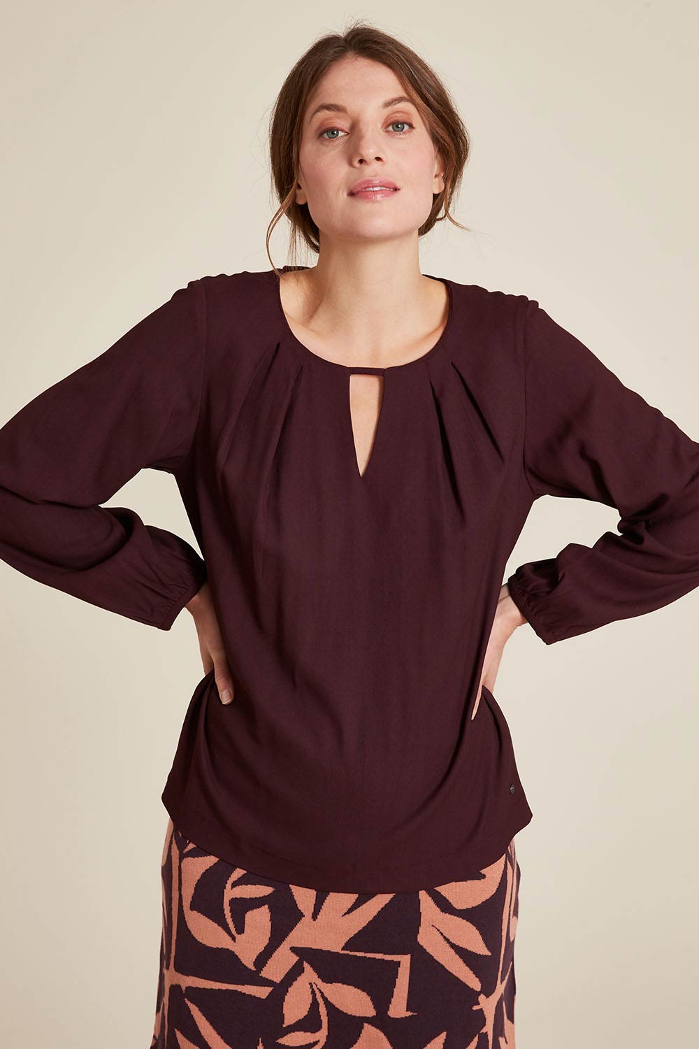 Effen blouse ecovero aubergine - Afbeelding 2
