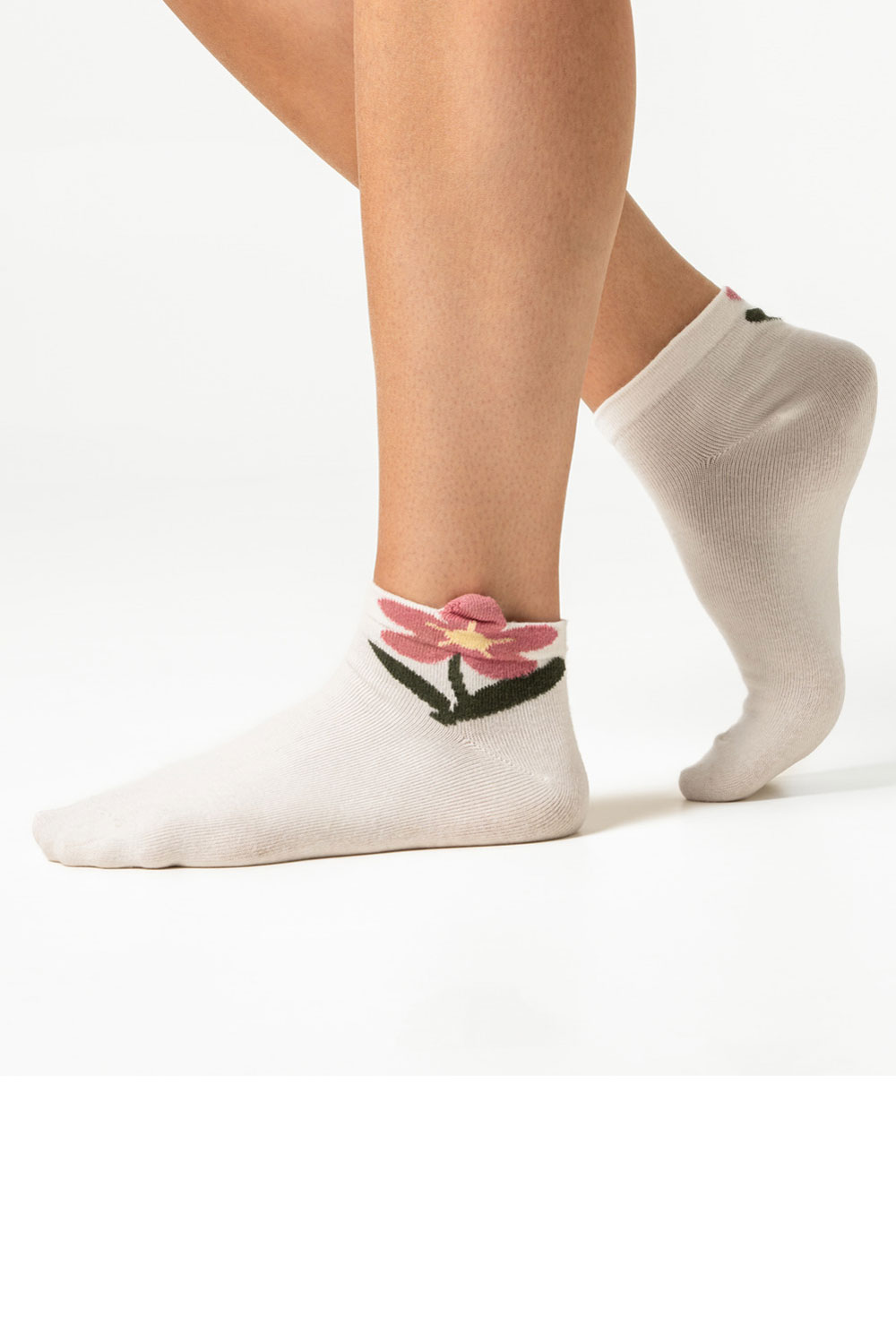 witte sokken met bloem