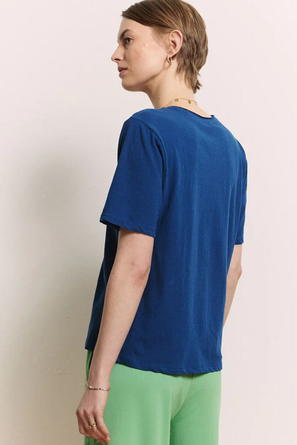 Linnen T-shirt met V-hals - Afbeelding 4