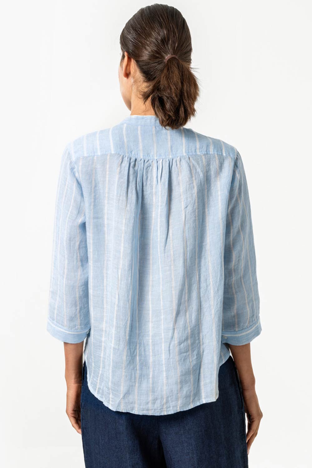 Lichtblauwe linnen blouse gestreept - Afbeelding 3