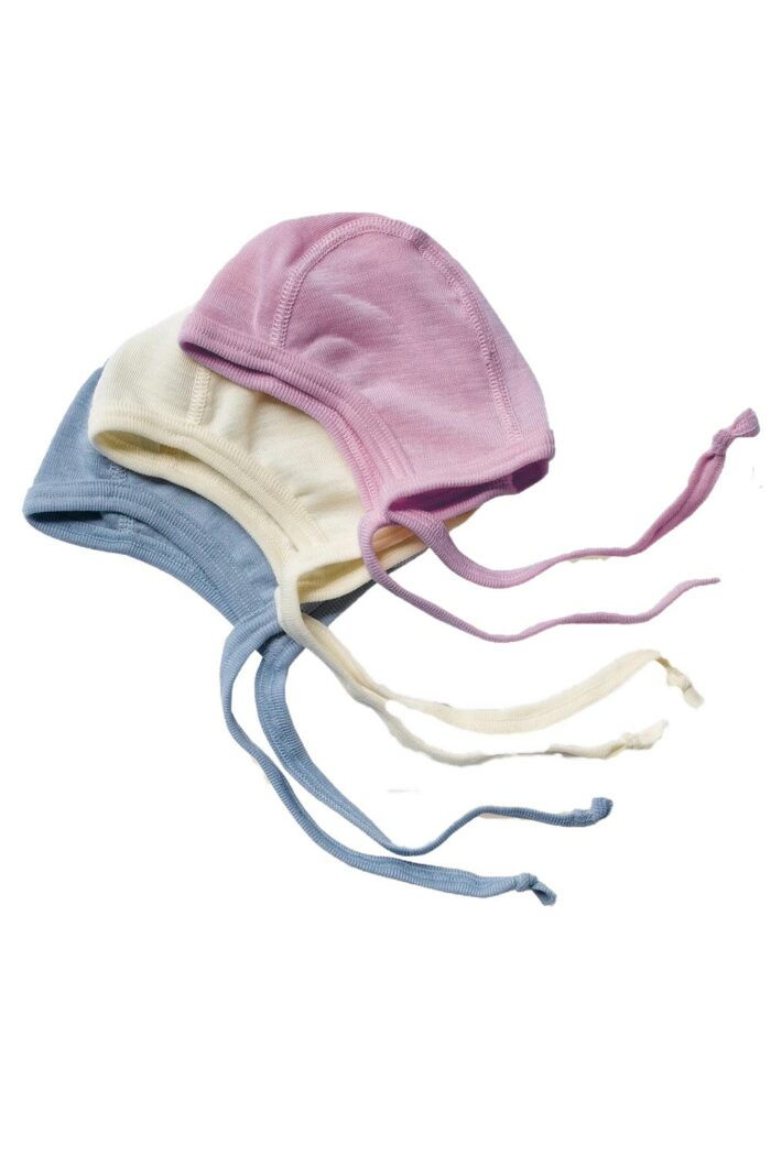 Wolzijden babymutsje blauw