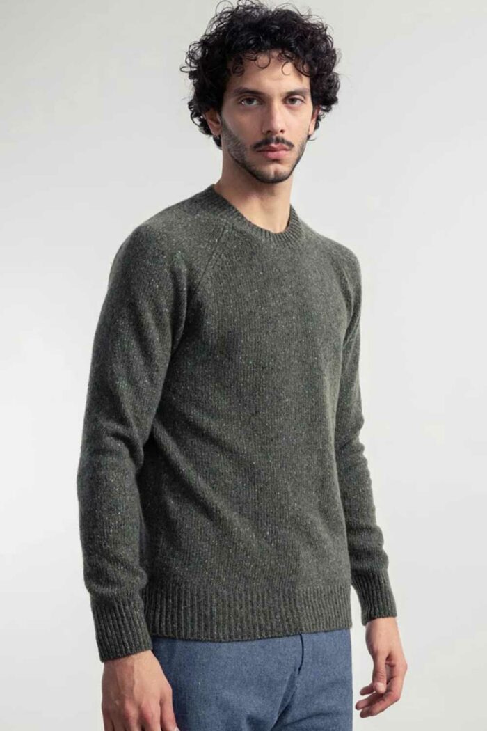 Unisex trui olijfgroen melange van gerecycled kashmier - Afbeelding 2