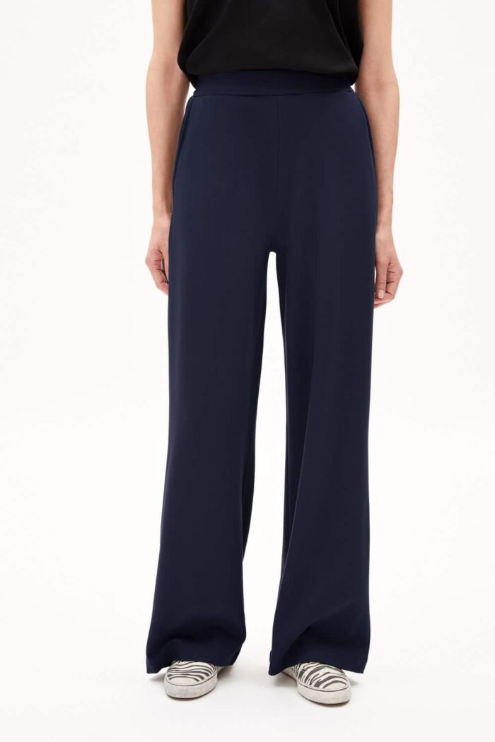 Donkerblauwe broek wijde pijp