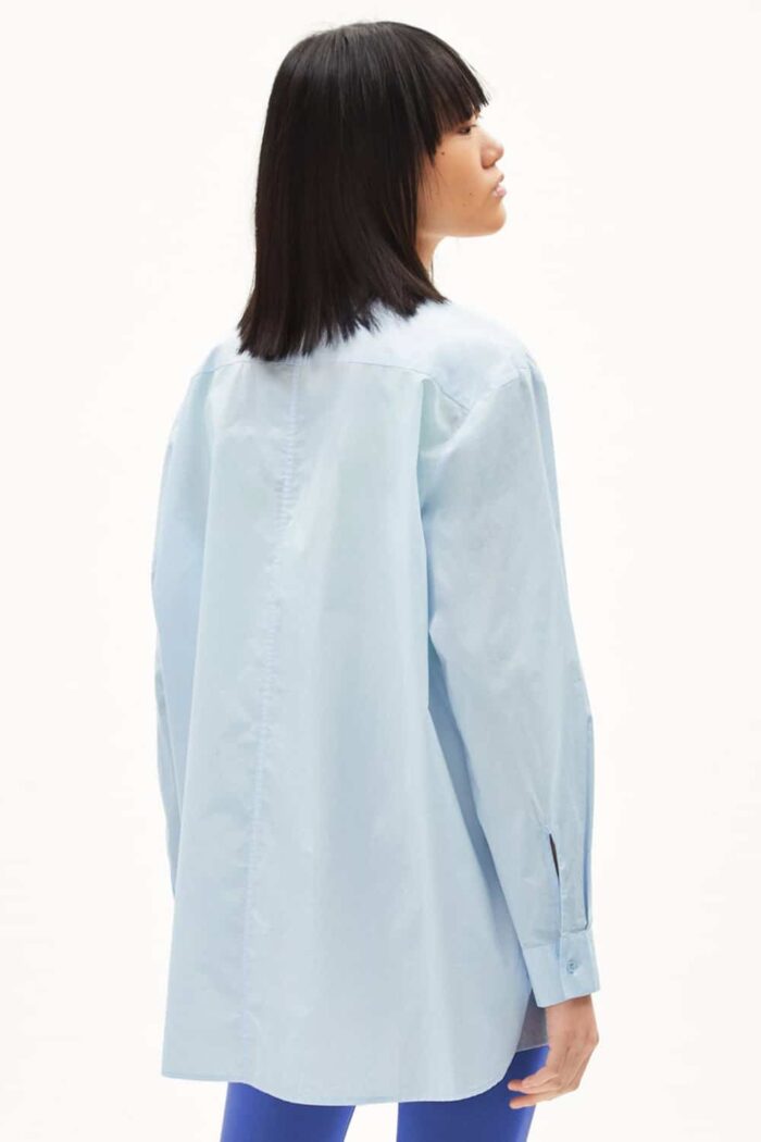 Wijde blouse lichtblauw - Afbeelding 3