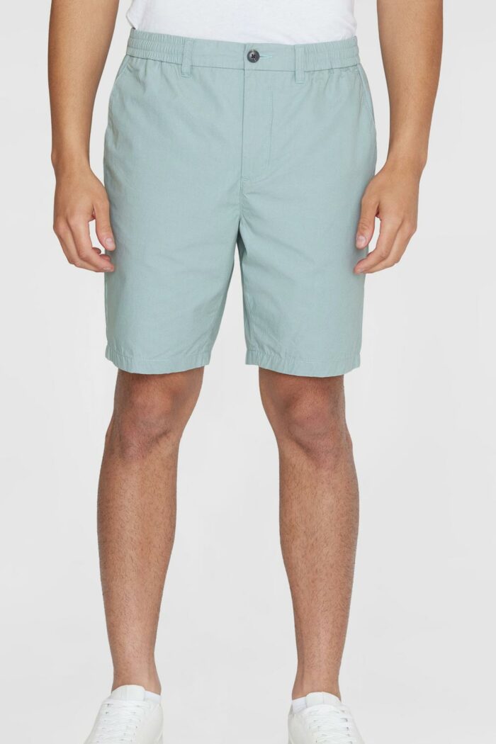 Korte broek met elastiek in de taille lichtgroen
